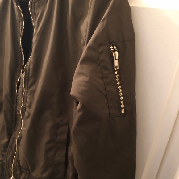 Jacket - Picture 3 of 8